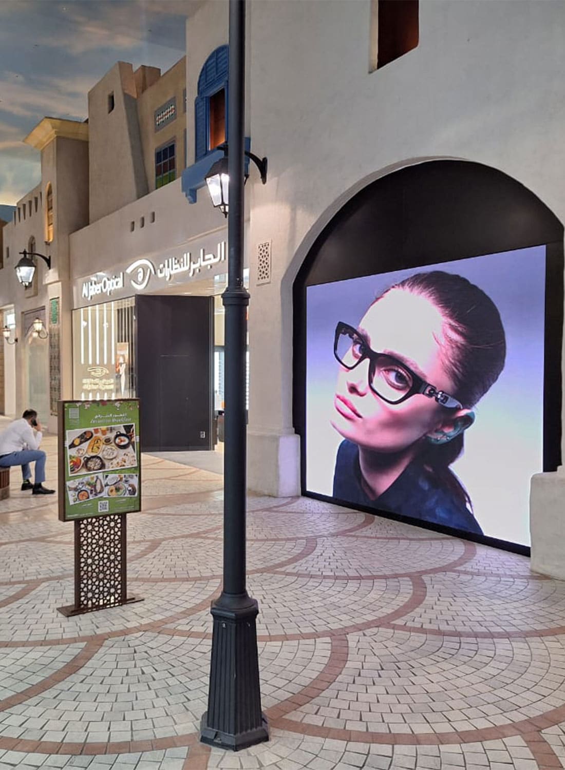 Outdoor LED screen for retail shop P4, P3, P2.5
